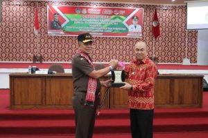 Pj Bupati Landak Hadiri Ceramah Umum Kajati Kalbar
