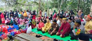 Samuel Hadiri Festival Budaya Robo-Robo Dusun Pesayangan