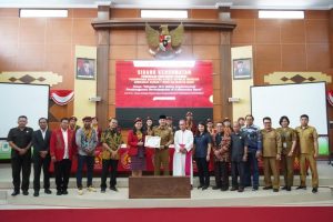 Wabup Kapuas Hulu Buka konferensi study regional PMKRI