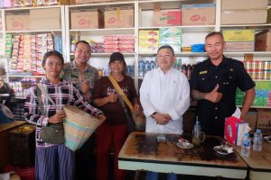 Cornelis dan Bupati Bengkayang Sapa Warga Bengkayang di Warkop Ongaku