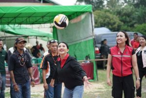 Karolin Buka Turnamen Kades Cup Mandor 2023, Ini Pesan Karolin ??
