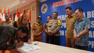 Sis Hadiri Penandatanganan Kerjasama Antara Koperasi Desa Beringin Dengan PT Tanjung Pura Perkasa