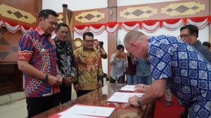 Sis Teken MoU Collaborative Governance Bersama Mitra Pembangunan