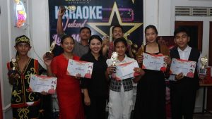 Lomba Karaoke Lagu Dayak Kanayatn, Karolin : Mengenalkan Kebudayaan Melalui Lagu