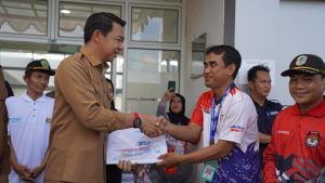 Bupati Kapuas Hulu Kunjungi Puskesmas Suhaid