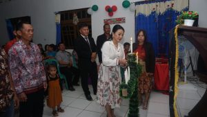 Karolin Rayakan Suka Cita Natal GPII Jemaat Bukit Sion Manur