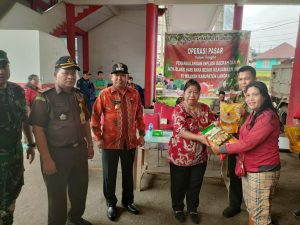 Samuel Buka Kegiatan Operasi Pasar Jelang Nataru