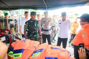 Pangdam XII/Tpr Bersama Gubernur dan Kapolda Pimpin Gelar Pasukan Kesiapsiagaan Penanggulangan Bencana Banjir