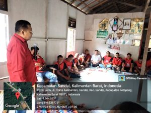 Cornelis Kunjungi Masyarakat Sandai dan Simpang Hulu