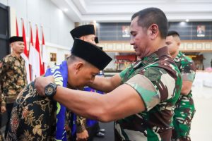 Pangdam XII/Tpr Berangkatkan 33 Personel Ibadah Umrah