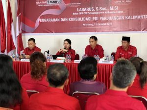 Konsolidasi PDI Perjuangan Ketapang Dan Kayong Utara, Karolin : Jaga Suara Mulai Dari Tingkat RT