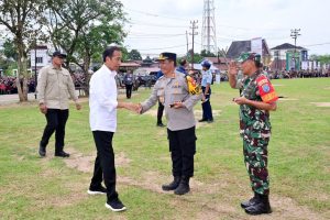 Kapolres Sekadau Apresiasi Masyarakat, Kunjungan Presiden Berjalan Lancar dan Aman 