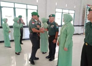 Dandim 1208/Sambas Pimpin Upacara Korp Raport Kenaikan Pangkat