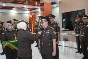 Baringin Nahkodai Kejaksaan Negeri Blitar Kota
