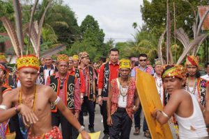 Bupati Kapuas Hulu Hadiri Acara Pamole Beo di Ulak Pauk