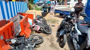 Tak Mampu Menanjak, Truk Kontainer Libas Tujuh Kendaraan Roda Dua 