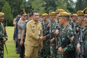 Pj Bupati Landak Sambut Kedatangan Prajurit Yonarmed 16/TK
