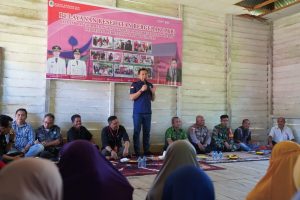 Tampung Keluh Kesah Warga, Sis Rela Bermalam di Dusun Tanjung Harapan 