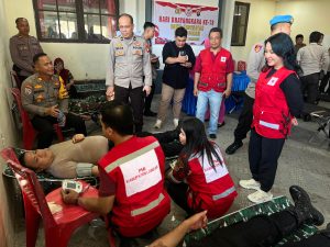 Polres Landak Gelar Donor Darah, Karolin : Donor Darah Baik Untuk Kesehatan