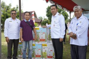 Gutmen Serahkan 375 Unit Alsintan kepada 75 Poktan