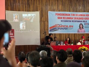 Kukuhkan Tim Relawan Mempawah Hulu, Karolin Tegaskan Berpasangan Dengan Erani