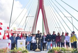 Jokowi Resmikan Jembatan Pulau Balang