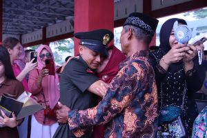 Pangdam Tanjungpura Tutup Dikmata TNI AD di Singkawang 