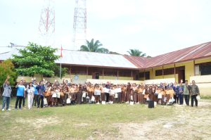 Bank Kalbar dan OJK Gelar Sosialisasi Literasi dan Inklusi Keuangan di Badau