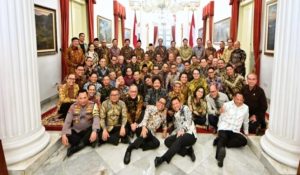 Jokowi Pamit, Makan Siang Perpisahan Jokowi Dengan Kabinet Indonesia Maju 