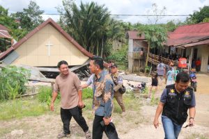 Gutmen Datangi Langsung Lokasi GBT Dengoan yang Ambruk
