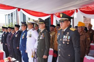 Kasdam Tanjungpura Hadiri Upacara Hari Pahlawan di Kantor Gubernur Kalbar 