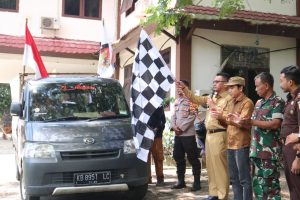 Pj Bupati Landak Lepas Keberangkatan Mobil Sosling Menuju 13 Kecamatan 