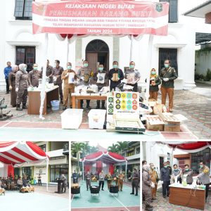 Kejari Blitar Musnahkan Barang Bukti Tindak Pidana Umum