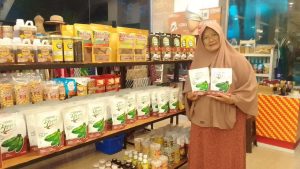 Keripik 3Bujang Terus Berkembang Berkat Pendampingan dari Bank Kalbar 