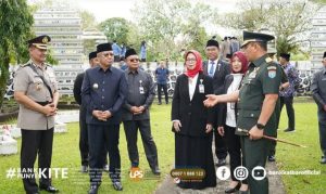 HUT Pemprov Kalbar ke 68, Dirut Bank Kalbar Hadiri Ziarah Makam Pahlawan 