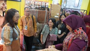 Sekda Kapuas Hulu Hadiri INACRAFT di Jakarta 