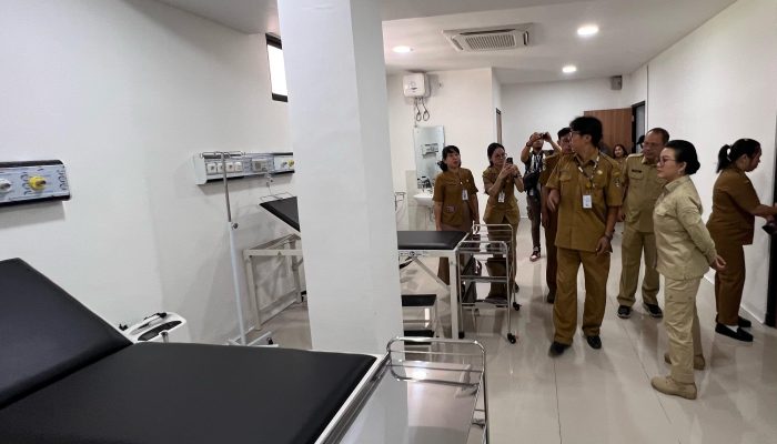 Kunjungi RS Pratama, Karolin : RS Pratama Besok Sudah Buka Pelayanan