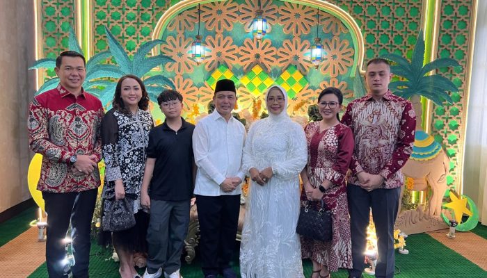 Hari Pertama Lebaran, Karolin Silahturahmi Kediaman Gubernur, Kapolda dan Pangdam