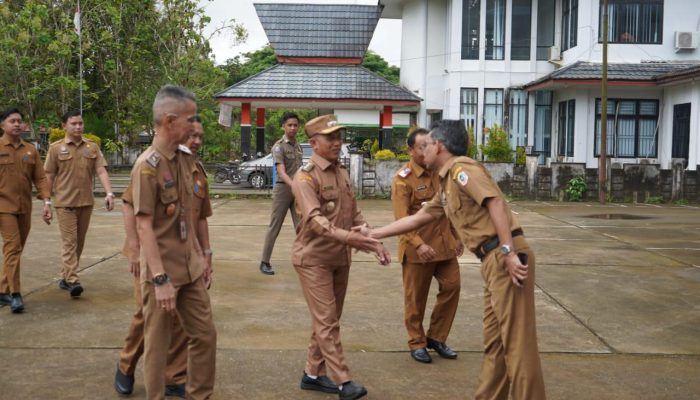 Pasca Libur Lebaran Wabup Kapuas Hulu Sidak ke Sejumlah OPD 