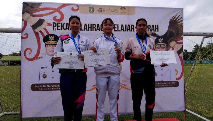 Karolin Apresiasi Kontingen Landak Berhasil Raih Posisi 4 di POPDA Kalbar 2025