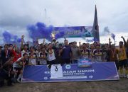 Bupati Kapuas Hulu Menutup Secara Resmi Turnamen Keramaian Umum