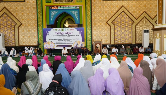 Pelantikan Pengurus BKMT, Ini Harapan Wabup Kapuas Hulu Sukardi 