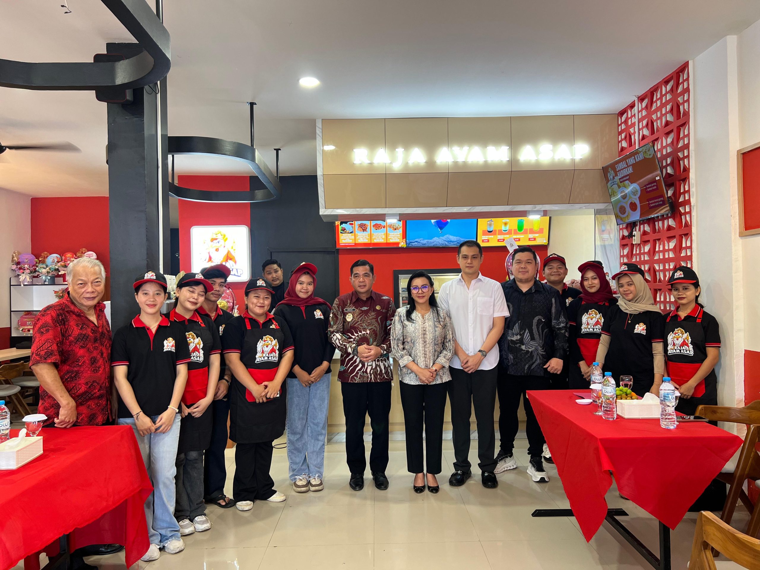 Dihadiri Bupati dan Wakil Bupati Landak Opening Raja Ayam Asap jadi Pilihan  Baru Kuliner di Ngabang – https://channeltujuh.com