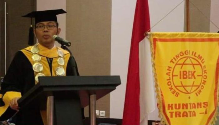 Merancang Undang-Undang Perekonomian Nasional   