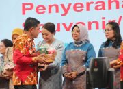Wabup Landak Dampingi Gubernur Kalbar Hadiri Malam Ramah Tamah HKG PKK, BBGRM dan Harganas 2025