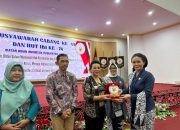 Hadiri HUT IBI Landak, Karolin Ingatkan Bidan Berkontribusi pada Penanganan Stunting