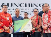Gunakan APBD Pemkab Landak Bayarkan BPJS Para Pekerja Rentan Selama 1 Tahun