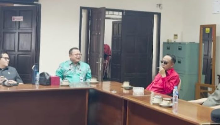Dirut Bank Kalbar Hadiri Rapat Paripurna DPRD Kalbar 