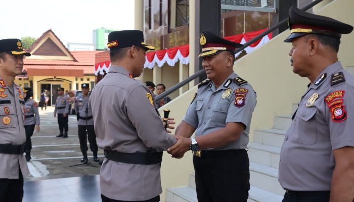 Kapolresta Pontianak Pimpin Apel Purna Bhakti Kompol Bargoro Widi