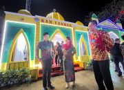 Bupati Landak Kunjungi Stand Landak di MTQ Tingkat Provinsi 